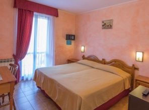 Doppelzimmer Standard 