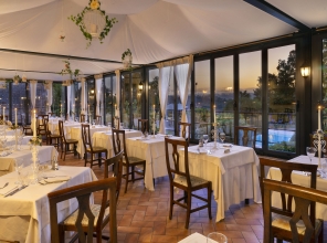 Restaurant 2